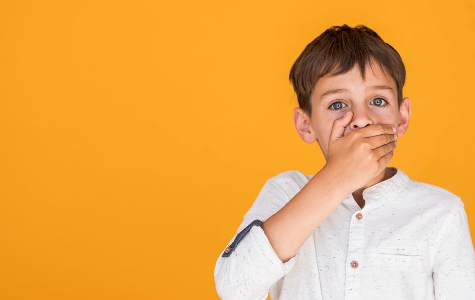 گفتاردرمانی لکنت کودک شمشیری