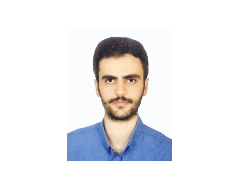 عکس امیرمحمد قدیمی گفتاردرمانگر کلینیک ماهان شمشیری مهرآباد