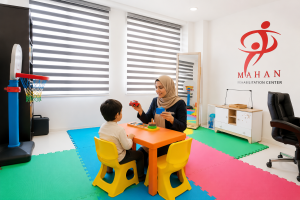 اختلال لجبازی و نافرمانی در کودکان | آموزش تکنیک ارائه دو انتخاب به کودک برای مدیریت لجبازی در کاردرمانی ماهان